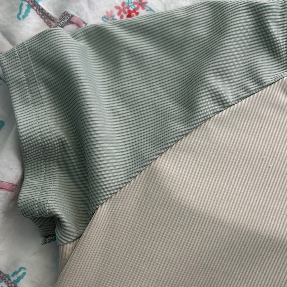 Shein Two-Tone Ribbed Top - Picture 4 of 5